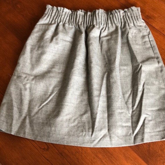 J. Crew Dresses & Skirts - JCrew Grey Skirt. Worn once. Size 2